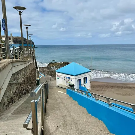 Sardina Beach