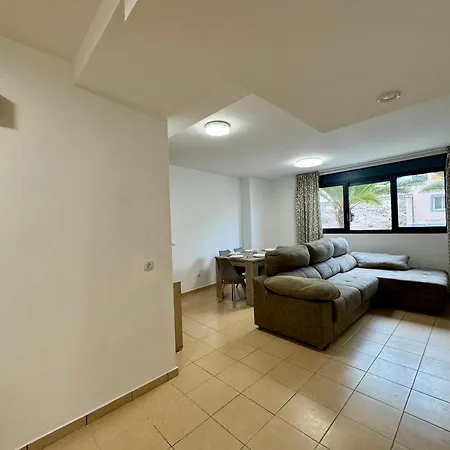 Sardina Beach Apartment