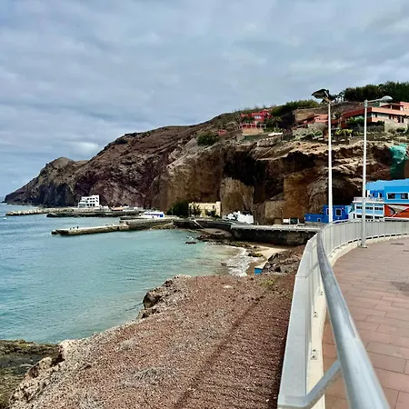 Sardina Beach Las Palmas de Gran Canaria